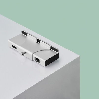 USB-C CLAMP-FIT DOCKING STATION (USB-C 3.1 Female uplink : HDMI Female x 1, USB 3.0 ports Female x 2, SD Card Slot x 1, Micro-SD Card Slot x 1)