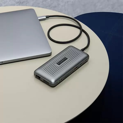 USB-C Dual 4K HDMI & VGA Docking Station USB-C Dual 4K HDMI & VGA Docking Station